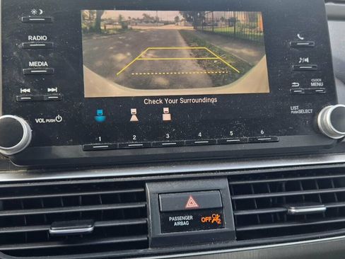 Used 2018 Honda Accord Sedan image 7