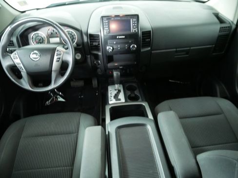 Used 2015 Nissan Titan SV w/ SV Value Truck Package AWD/4WD image 19