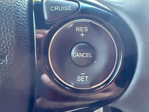 Used 2017 Honda Accord Sport image 13