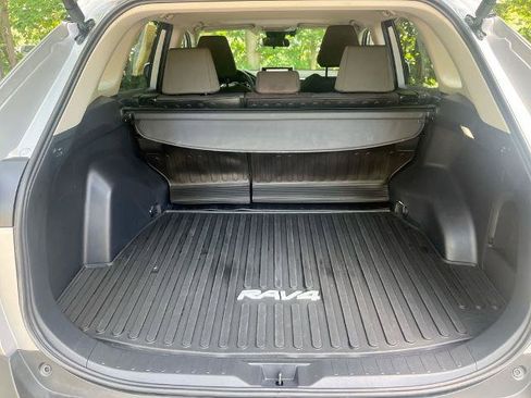 Used 2025 Toyota RAV4 XLE w/ Convenience Package AWD/4WD image 23