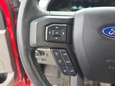 Used 2020 Ford F150 XLT w/ Equipment Group 302A Luxury AWD/4WD image 27