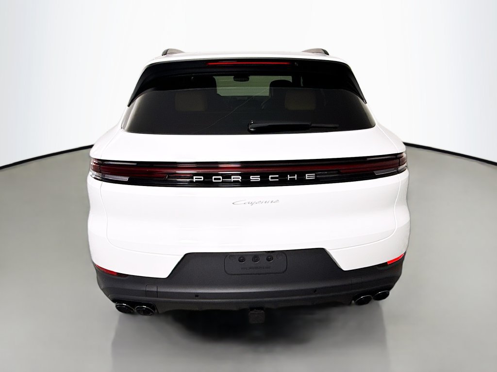 Certified 2026 Porsche Cayenne AWD/4WD image 28