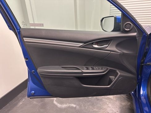 Used 2019 Honda Civic Sport image 15