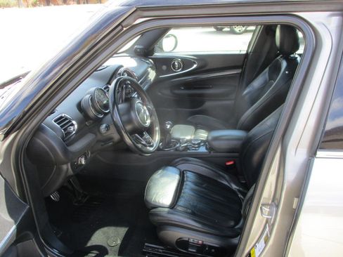 Used 2016 MINI Cooper Clubman S image 12