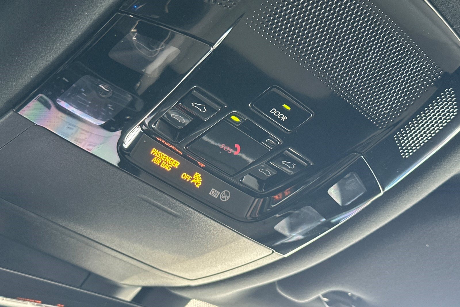Used 2023 Lexus RX 350h w/ Cold Area Package AWD/4WD image 23