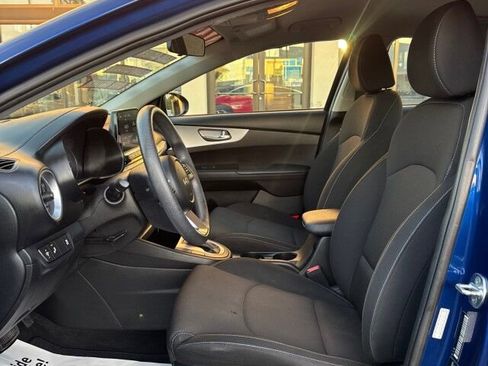 Used 2023 Kia Forte LXS w/ LXS Technology Package image 10