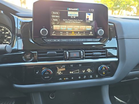 New 2025 Nissan Pathfinder SV image 21