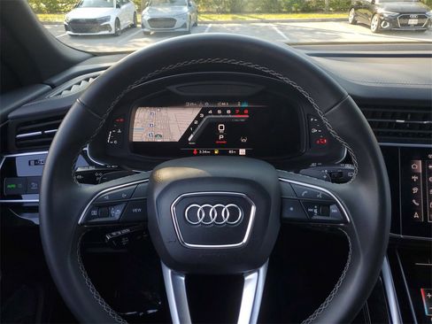 Certified 2025 Audi Q8 Premium Plus image 7