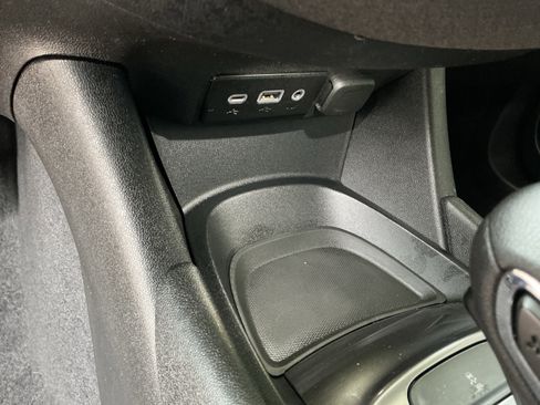 Used 2022 Chevrolet Malibu LS image 27