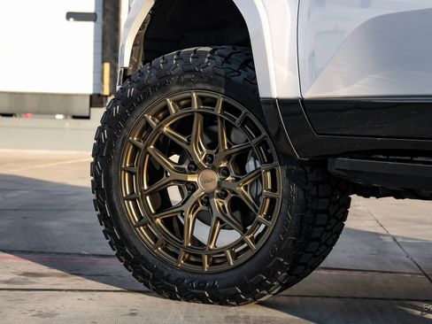 Used 2025 Lexus GX 550 image 69