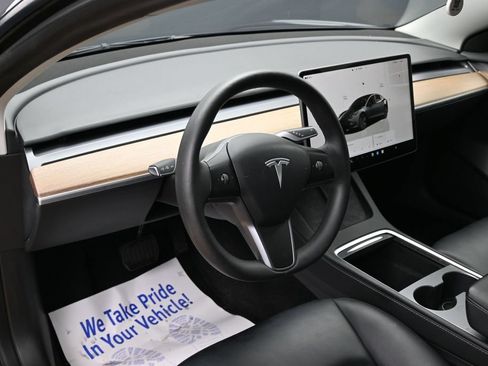 Used 2023 Tesla Model 3 Standard Range RWD image 17
