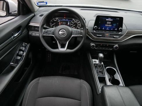 Certified 2023 Nissan Altima 2.5 SV image 13