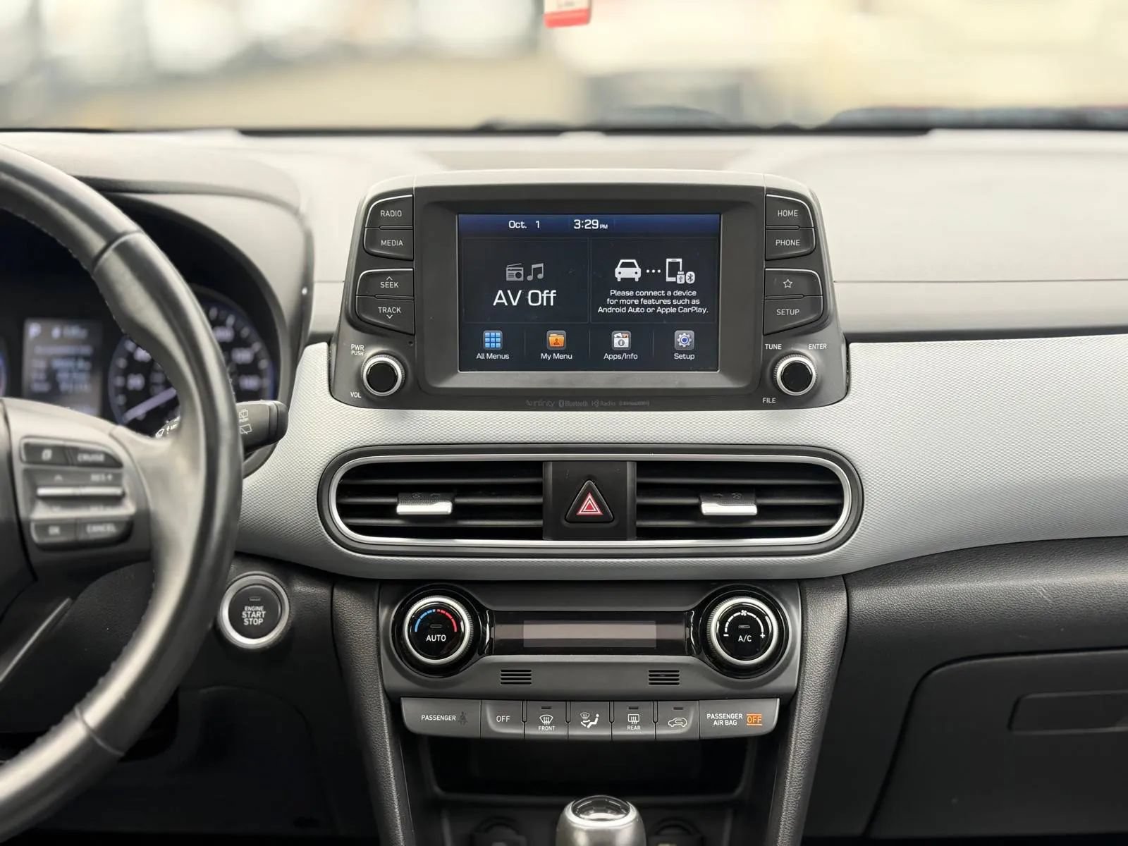 Used 2019 Hyundai Kona Limited AWD/4WD image 17