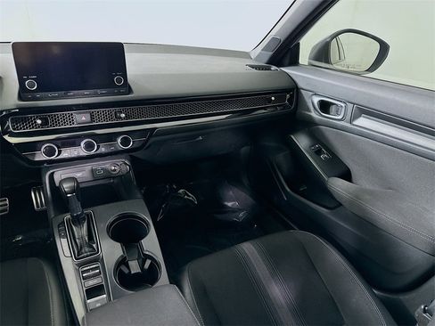 Used 2023 Honda Civic Sport image 19