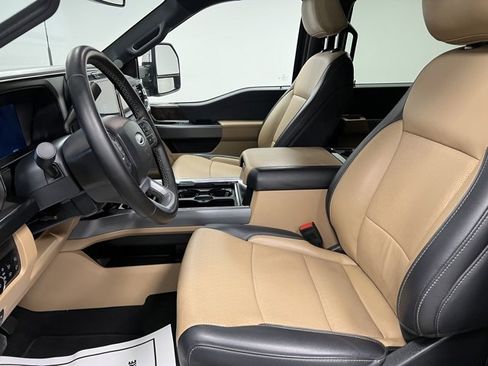 Used 2025 Ford F350 Lariat w/ Lariat Ultimate Package image 23