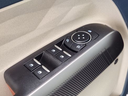 New 2026 Ford Maverick Lariat w/ 4K Tow Package image 18