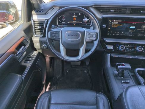 Used 2023 GMC Sierra 1500 Denali w/ Denali Reserve Package AWD/4WD image 17