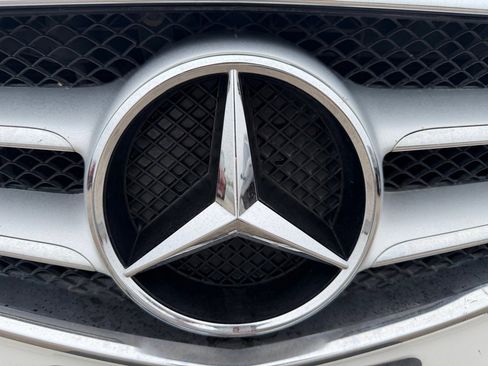 Used 2014 Mercedes-Benz E 350 Sedan image 34