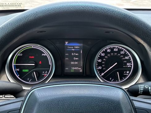 Used 2018 Toyota Camry LE FWD image 13