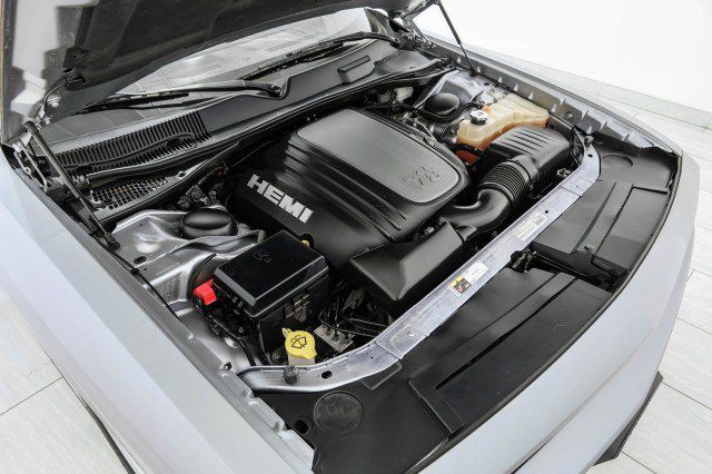 Used 2013 Dodge Challenger R/T RWD image 47
