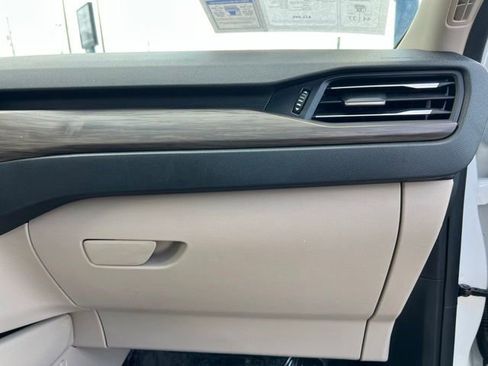 Used 2020 Ford Escape Titanium image 54