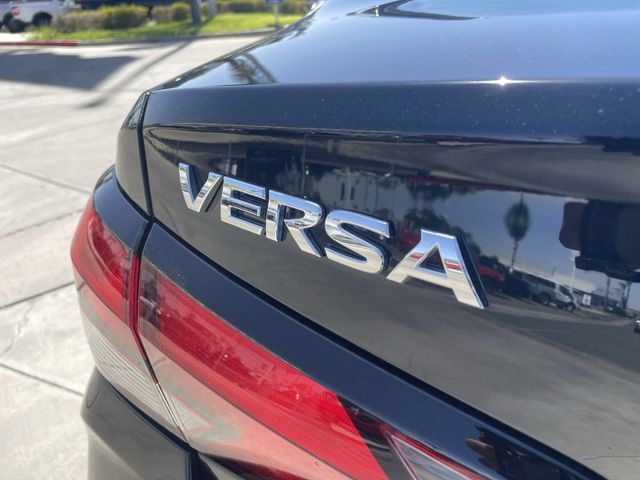 Used 2025 Nissan Versa SV FWD image 30