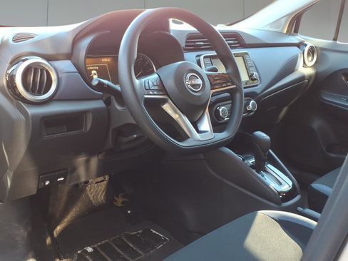 Used 2024 Nissan Versa SV w/ Trunk Package image 11