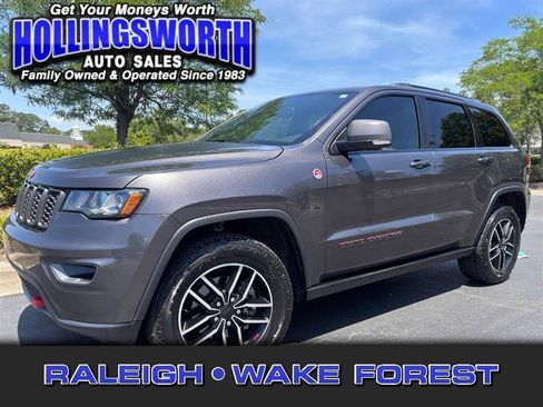 Used 2019 Jeep Grand Cherokee Trailhawk AWD/4WD image 1