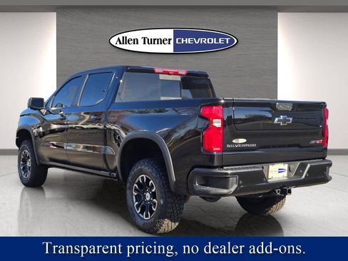 Used 2025 Chevrolet Silverado 1500 ZR2 w/ Technology Package image 8