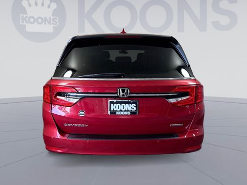 Used 2024 Honda Odyssey Touring image 5