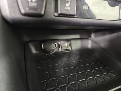 Used 2023 Toyota RAV4 XLE w/ Convenience Package AWD/4WD image 26