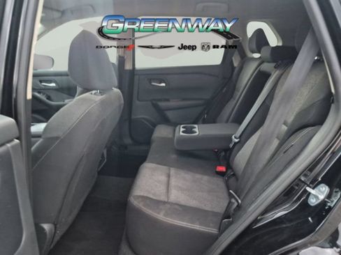 Used 2024 Nissan Rogue SV AWD/4WD image 13