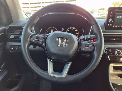 Certified 2025 Honda Pilot EX-L image 13