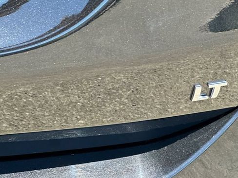 Used 2024 Chevrolet Equinox LT FWD image 32