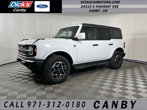 New 2026 Ford Bronco Outer Banks AWD/4WD image 1