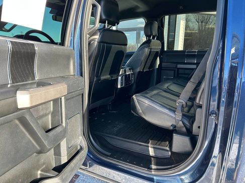 Used 2019 Ford F150 Platinum image 9