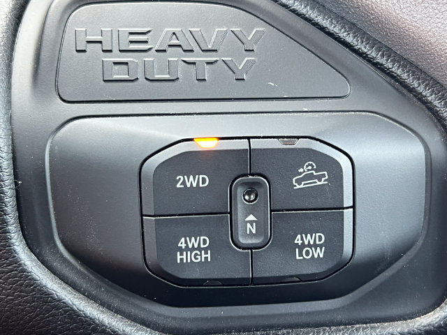 Used 2025 RAM 2500 Big Horn AWD/4WD image 27