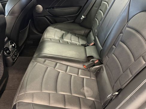 Used 2023 Kia Stinger GT2 image 32