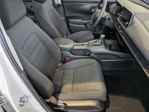 Used 2023 Honda HR-V LX image 19