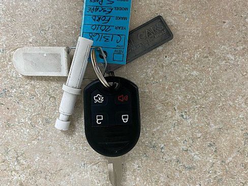 Used 2010 Ford Escape XLT image 28