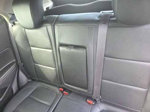 Used 2017 Buick Encore Premium image 7