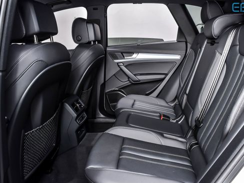 Used 2024 Audi Q5 2.0T Prestige w/ Prestige Package image 34