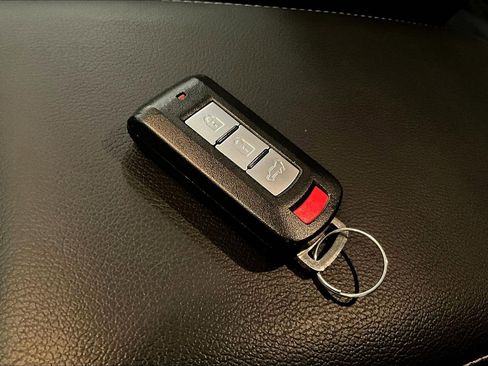 Used 2025 Mitsubishi Eclipse Cross SE image 34