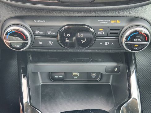 New 2025 Kia Soul S image 14