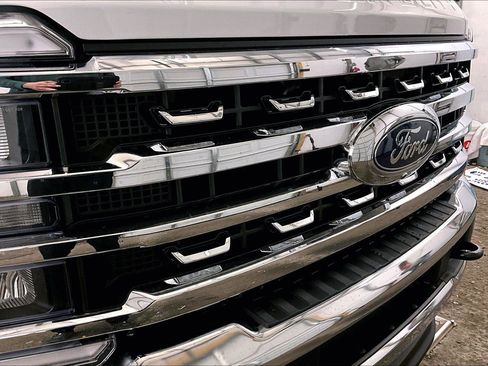 New 2026 Ford F250 Lariat image 29