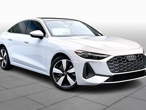 Used 2025 Audi A5 2.0T Premium Plus image 3