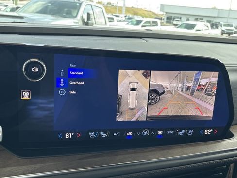 New 2026 Chevrolet Suburban High Country image 38