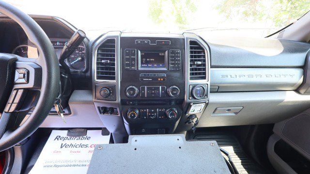 Used 2017 Ford F550 4x4 SuperCab Super Duty image 12