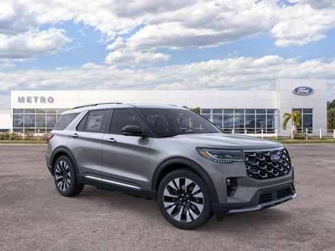 New 2026 Ford Explorer Platinum w/ LUX Leather Package AWD/4WD image 7