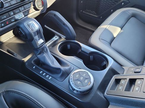 New 2025 Ford Bronco Outer Banks w/ Sasquatch Package image 11